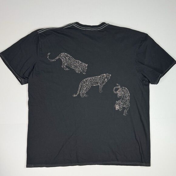 Urban Outfitters Project Social T Cheetahs Oversized Tee Mens L USA Made Y2K - Picture 2 of 8